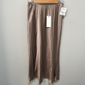 Lush- satin skirt, Color- Champagne, Size- Small